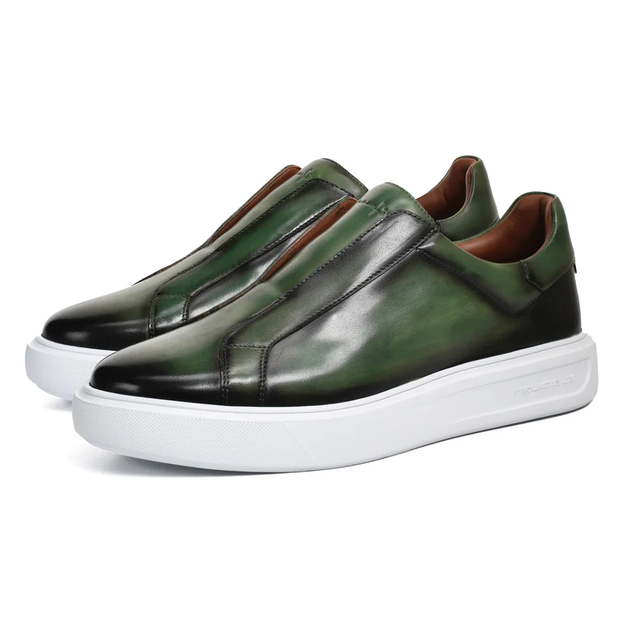 Baskets décontractées peintes à la main