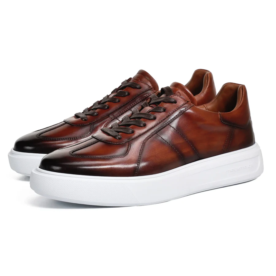 Baskets peintes à la main